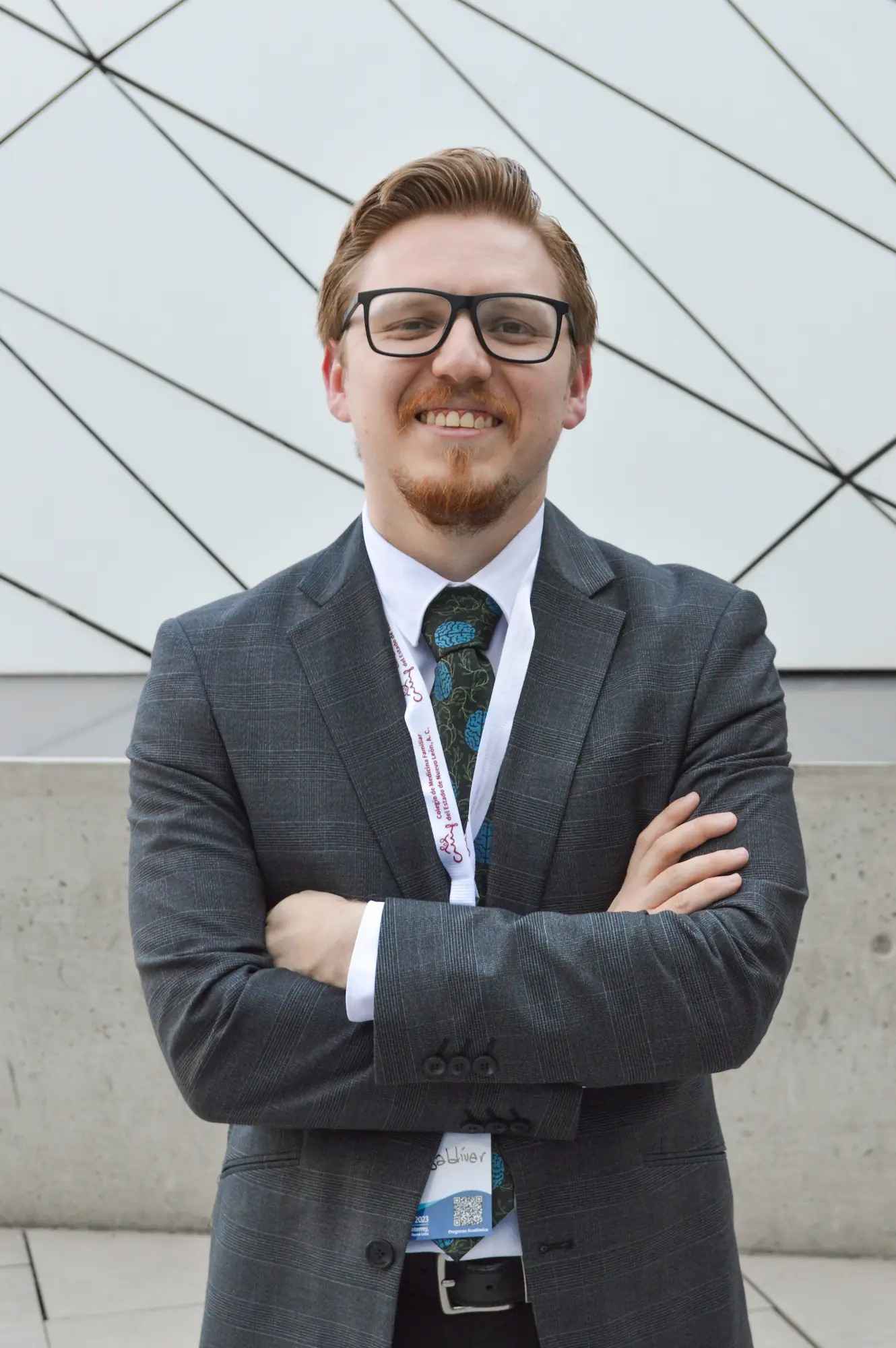 Dr. Sergio Saldívar